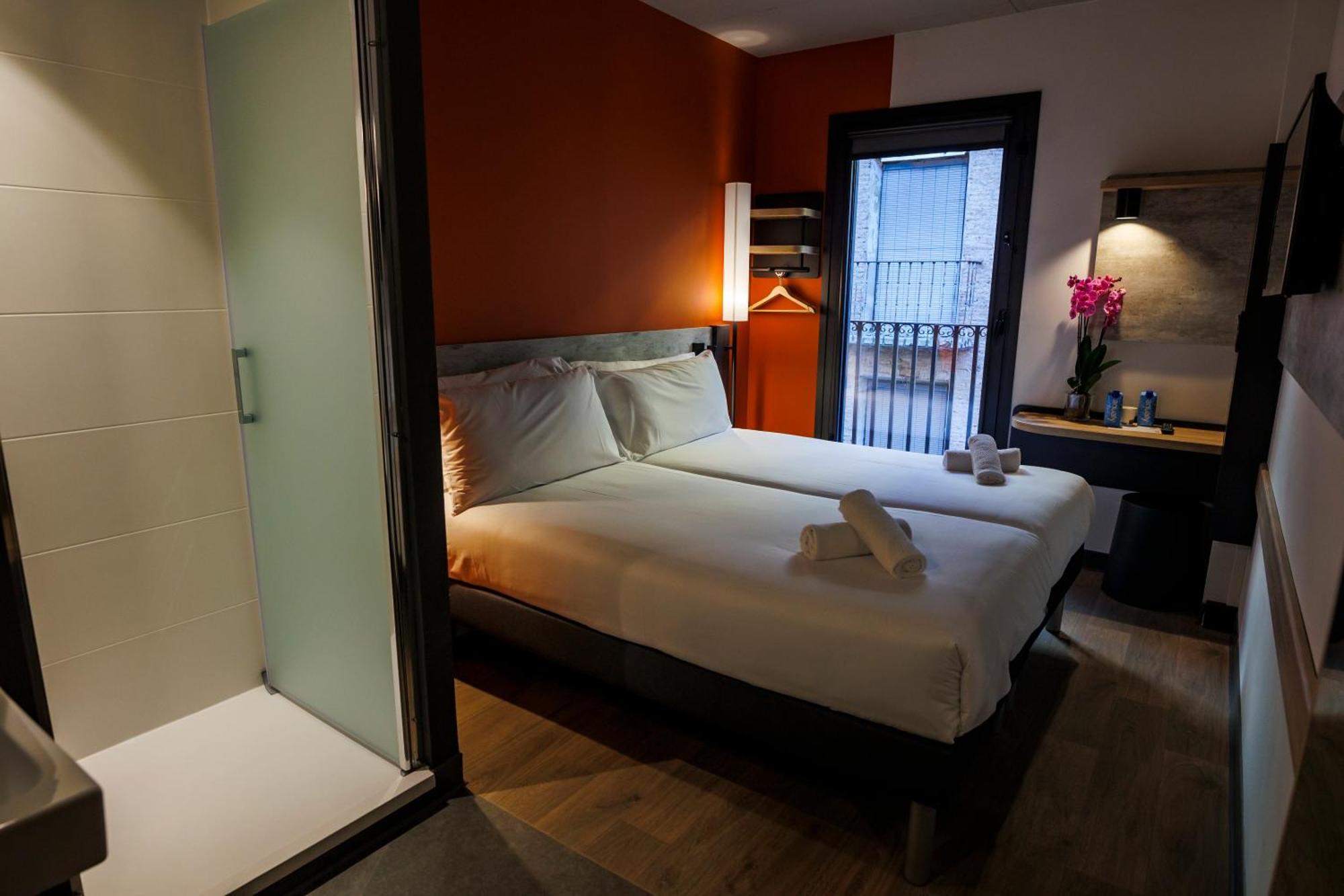 Ibis Budget Logrono Centro Eksteriør bilde