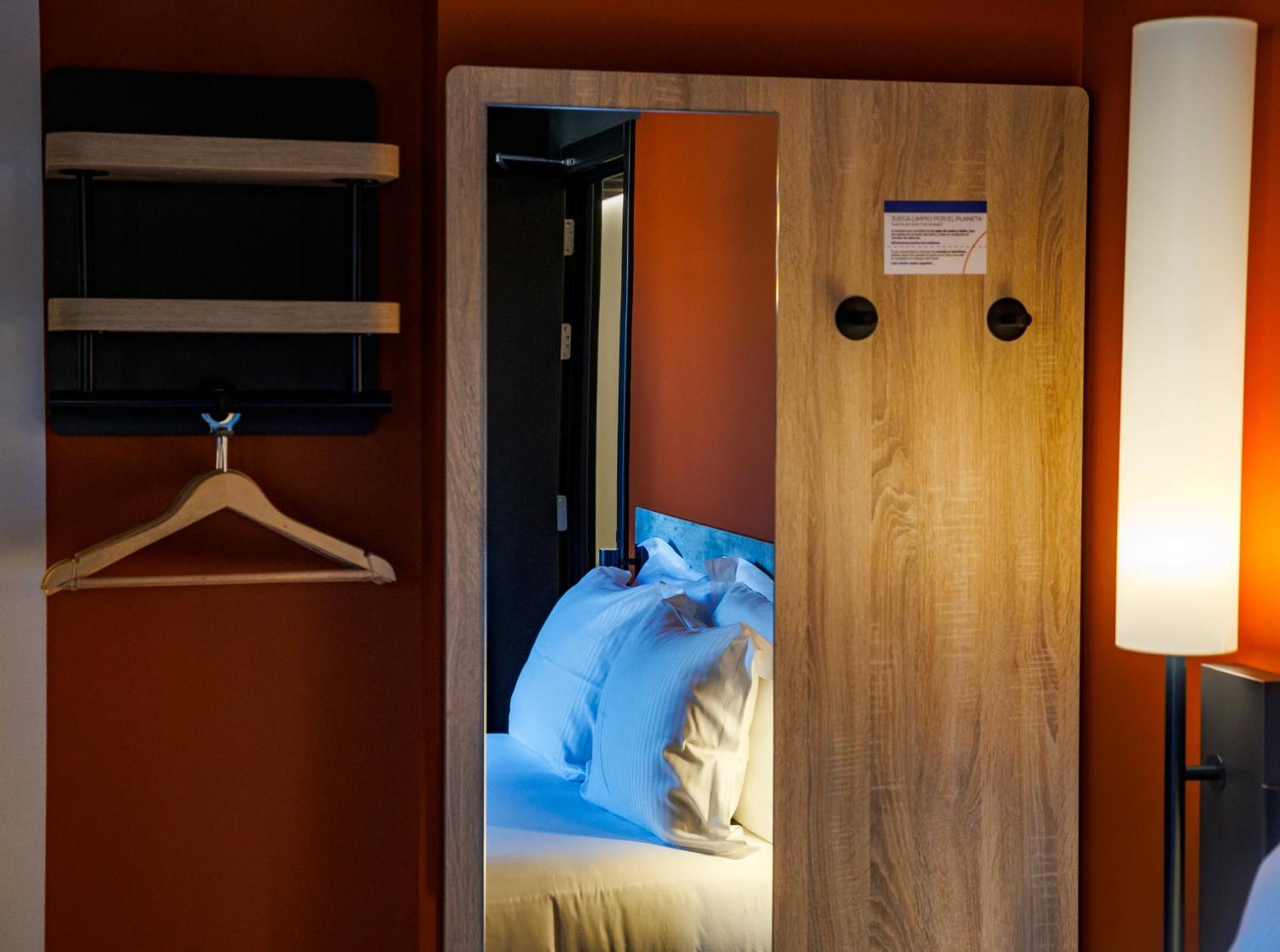 Ibis Budget Logrono Centro Eksteriør bilde