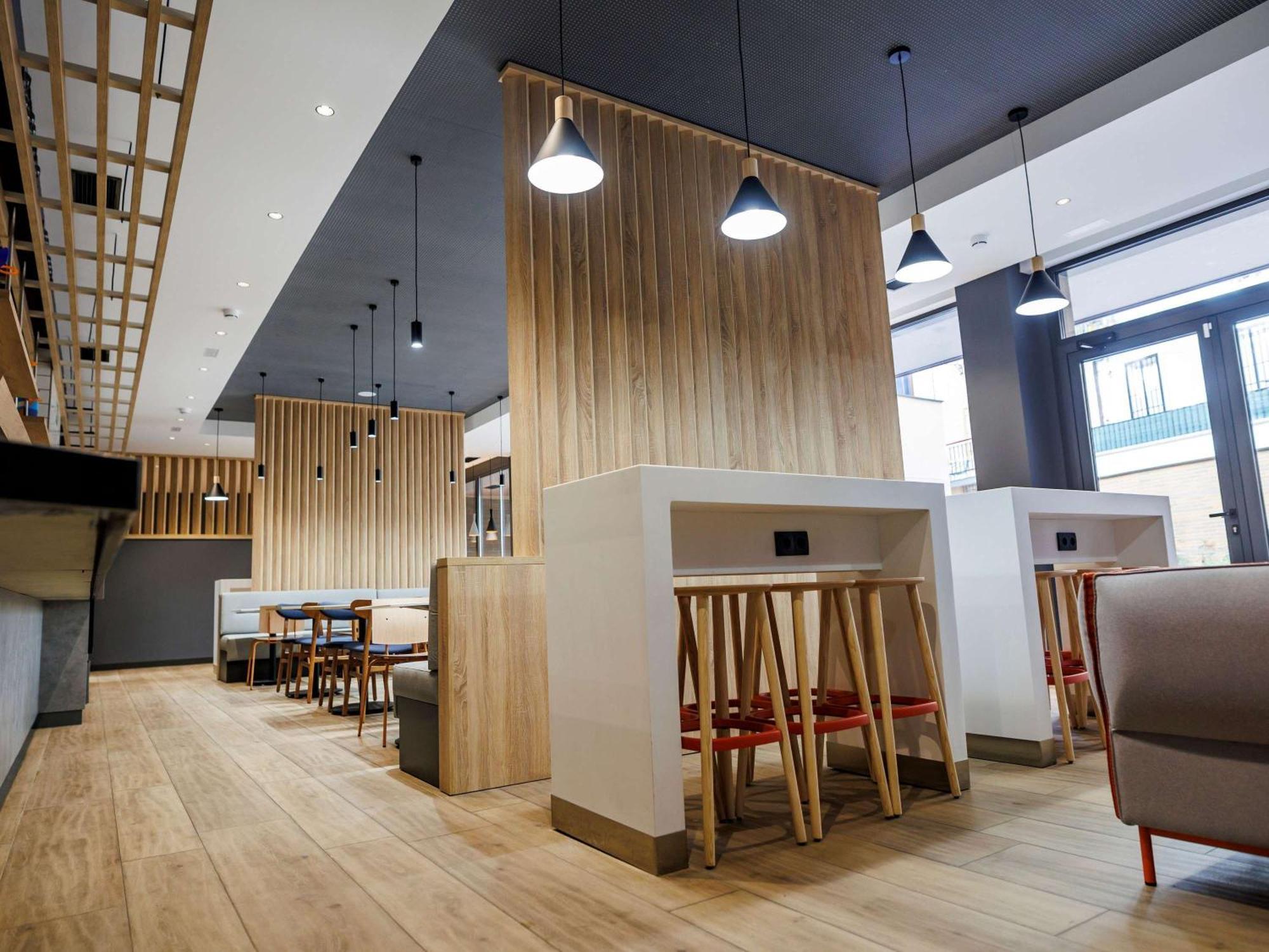 Ibis Budget Logrono Centro Eksteriør bilde