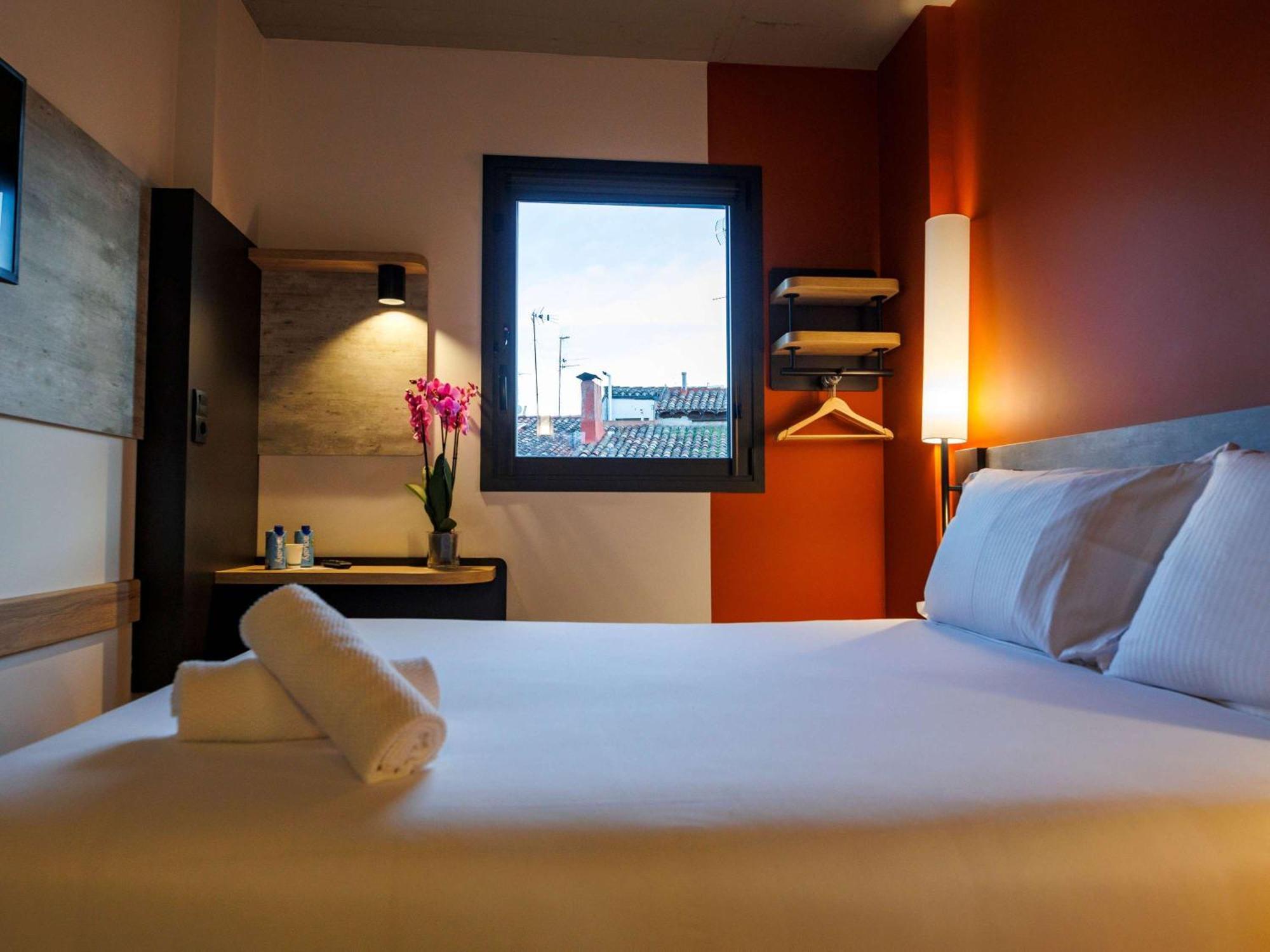 Ibis Budget Logrono Centro Eksteriør bilde